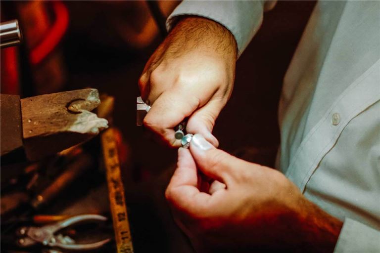 Jewelry Store and Watch Repair, only 58k, low rent. For Sale in