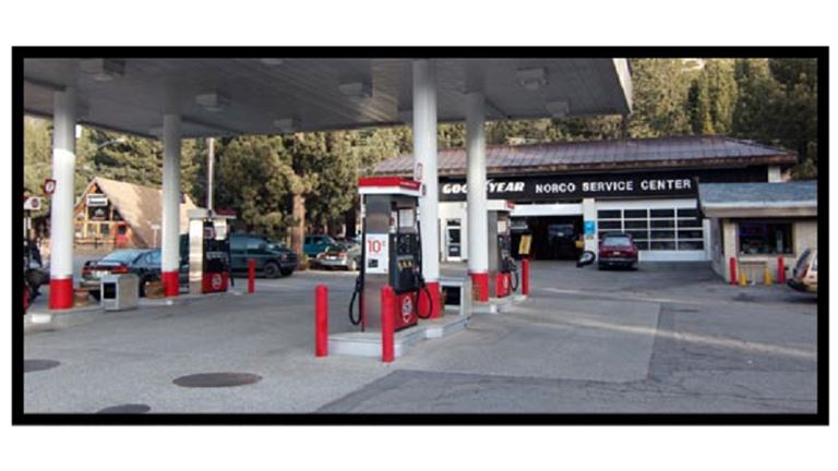 Gas-Mart-Tires-Repair Station-W/ Re In East Sierras, Mono County