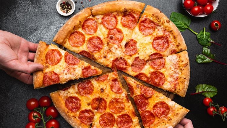 Franchise Pizza Take out and Delivery Restaurant