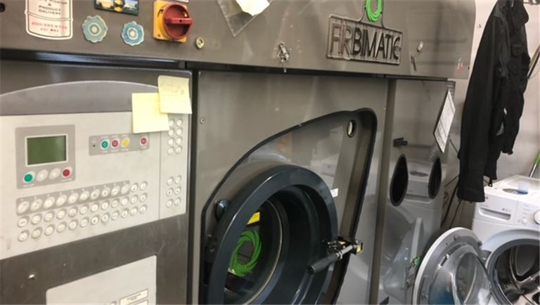 Established Dry Cleaners in Great Location