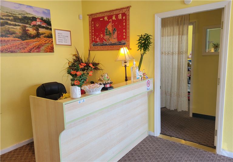 Established Massage/Nail Salon - Upscale Clientele in Galleria area