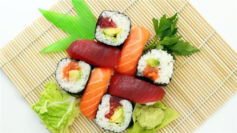 Sushi restaurant-->Alcohol license