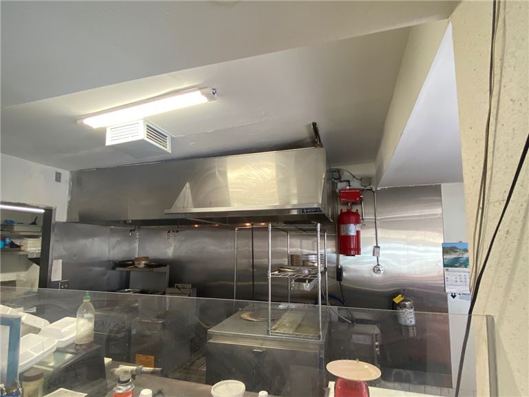 Fast Food restaurant with 10' Hood and Free Standing Building For