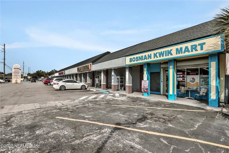 5209 BEACH BLVD U 5209 & 5207, JACKSONVILLE, FLORIDA, 32207 For