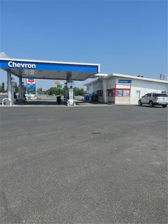 Chevron Gas Station Along I90 For Sale in Grant County, Washington