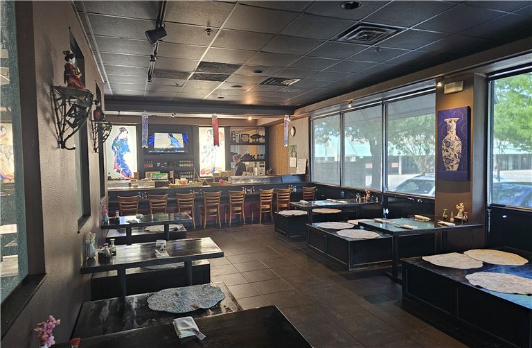 Sushi & Steak Restaurant w/good equipment For Sale in McKinney, Texas