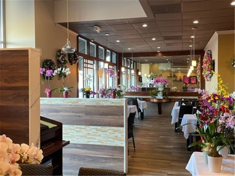 Chinese restaurantfully equipped at a great location For Sale in San